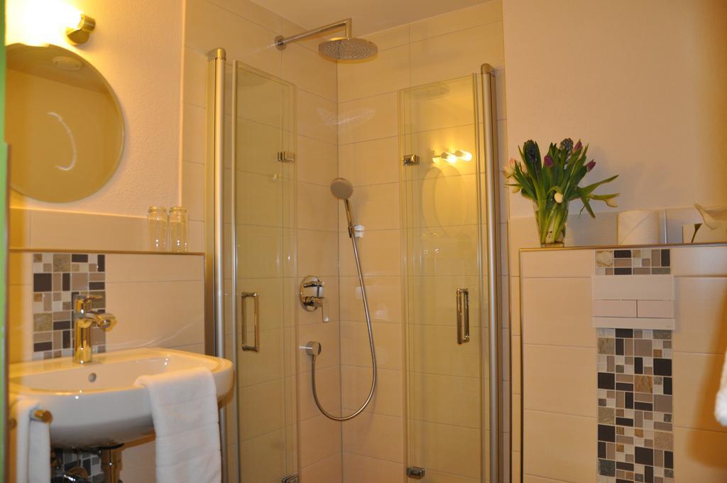 Hotel-Restaurant Sonnenhof Veitsrodt Chambre photo