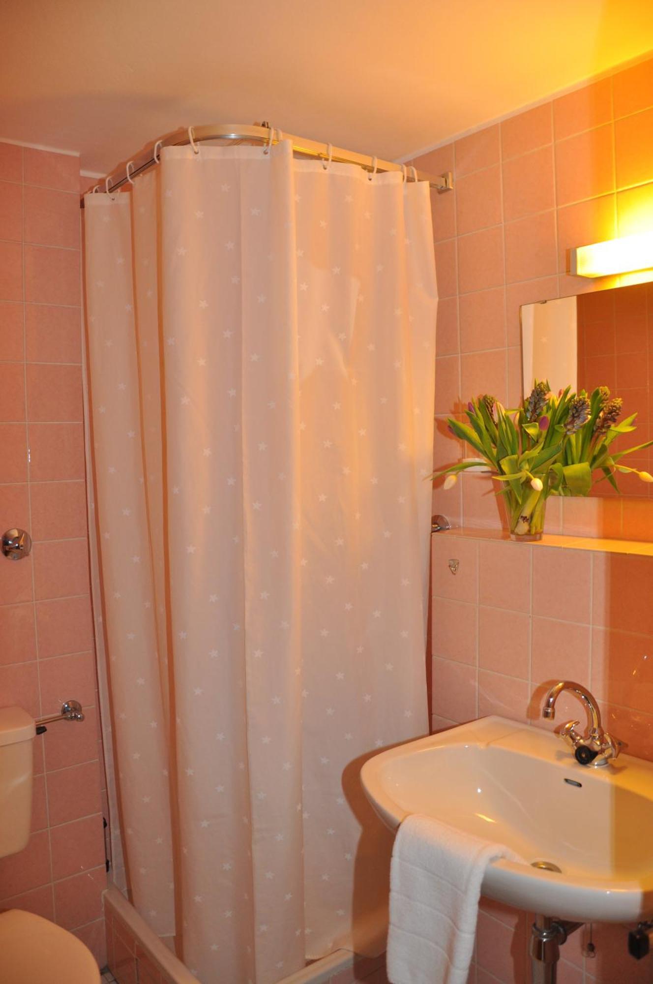 Hotel-Restaurant Sonnenhof Veitsrodt Chambre photo