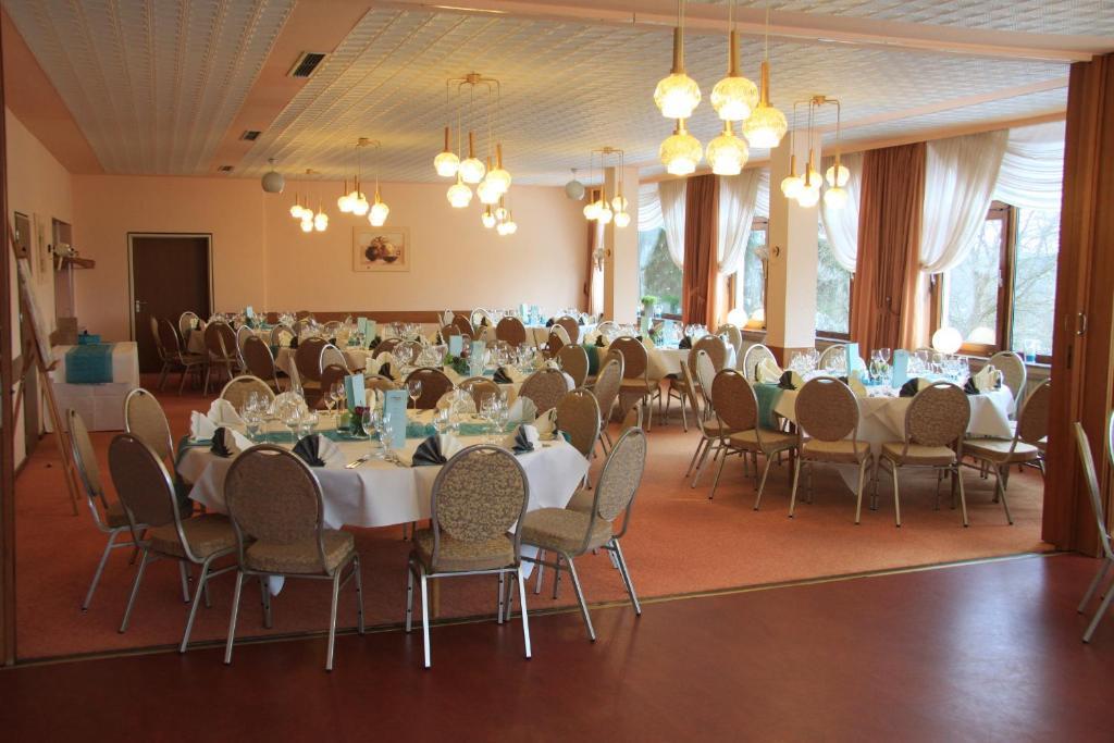 Hotel-Restaurant Sonnenhof Veitsrodt Extérieur photo