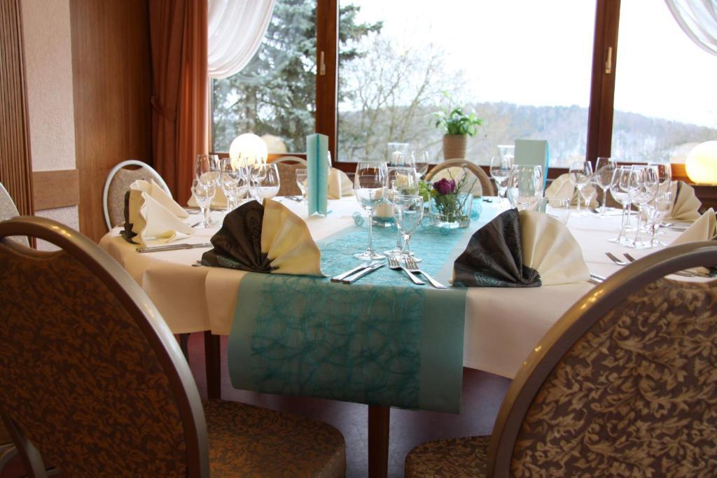 Hotel-Restaurant Sonnenhof Veitsrodt Extérieur photo