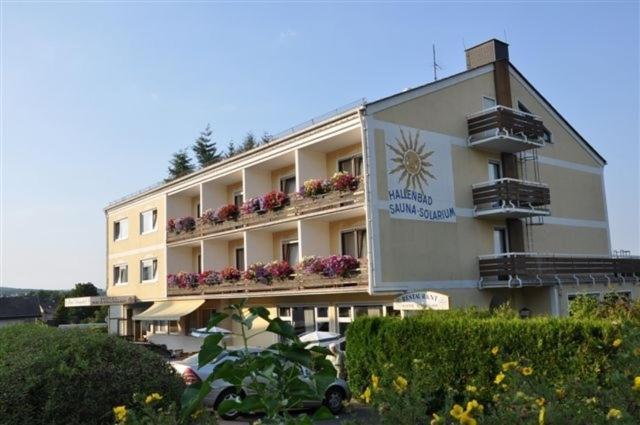 Hotel-Restaurant Sonnenhof Veitsrodt Extérieur photo